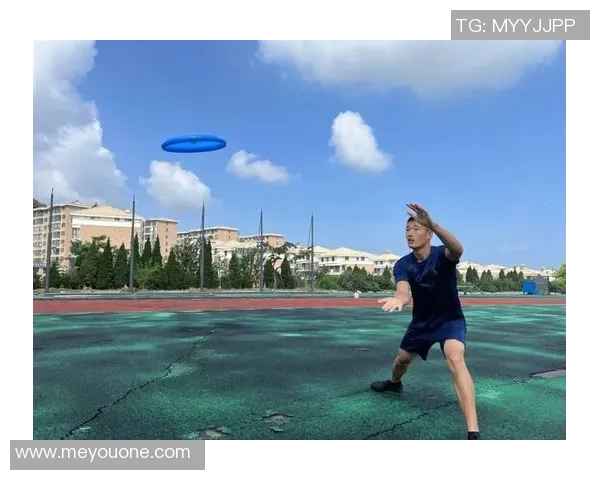 上海飞盘队在极限运动联赛中的默契配合与战术分析