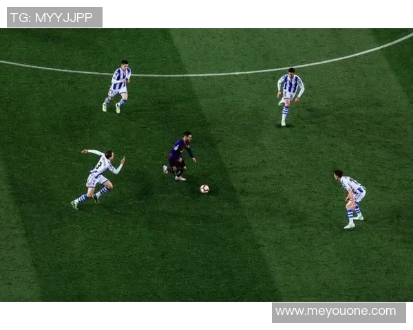 巴萨老将梅西再创纪录，助球队轻松取胜皇家社会