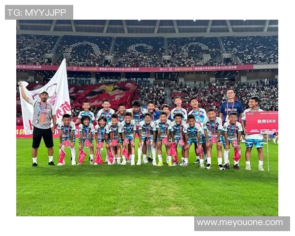 杭州足球队荣登灵活性排行榜第二名展现出色团队实力