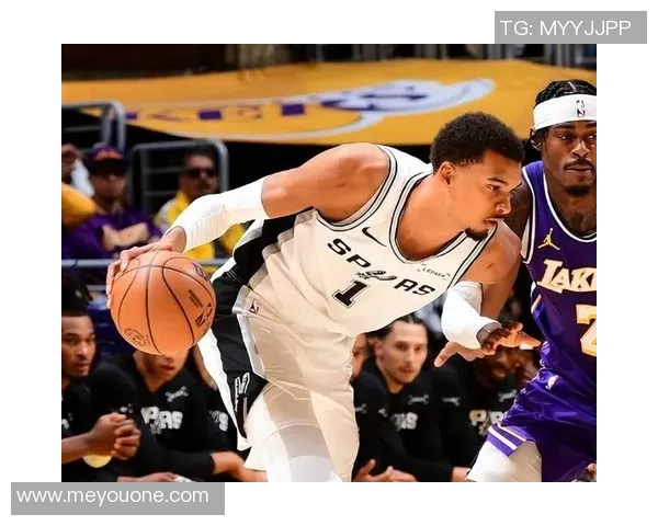 火箭胜马刺,取得三连胜:强势崛起的王者之姿 火箭胜马刺,取得三连胜:强势崛起的王者之姿